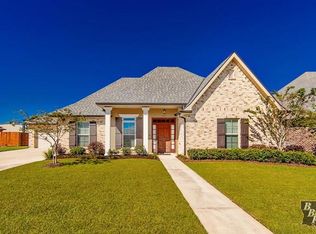 123 Port Royal Way, Houma, LA 70360