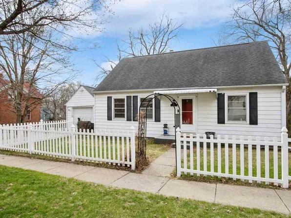 707 Brown St, Iowa City, IA 52245