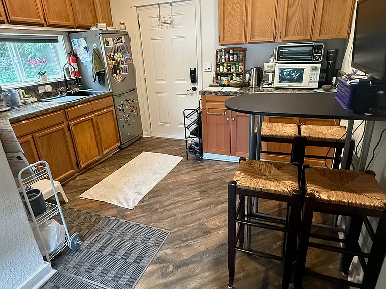 6856 NE West Port Madison Rd #C — Photo 1