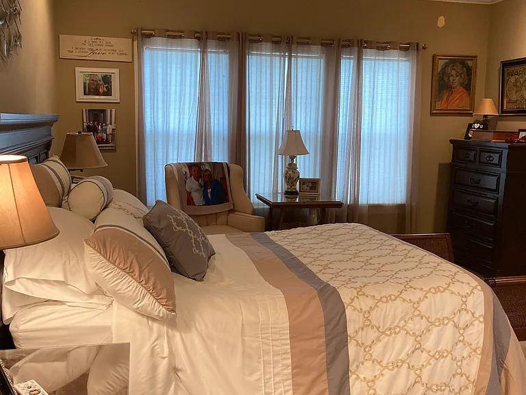 110 Shore Ct — Photo 6