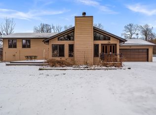 8087 Auburn St, Winnebago, IL 61088