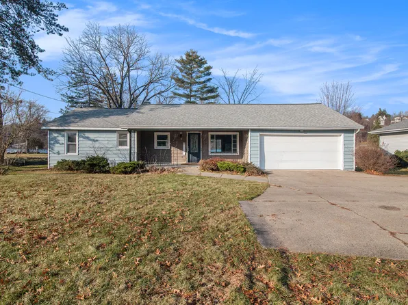 3059 Thorncrest Dr SE, Grand Rapids, MI 49546