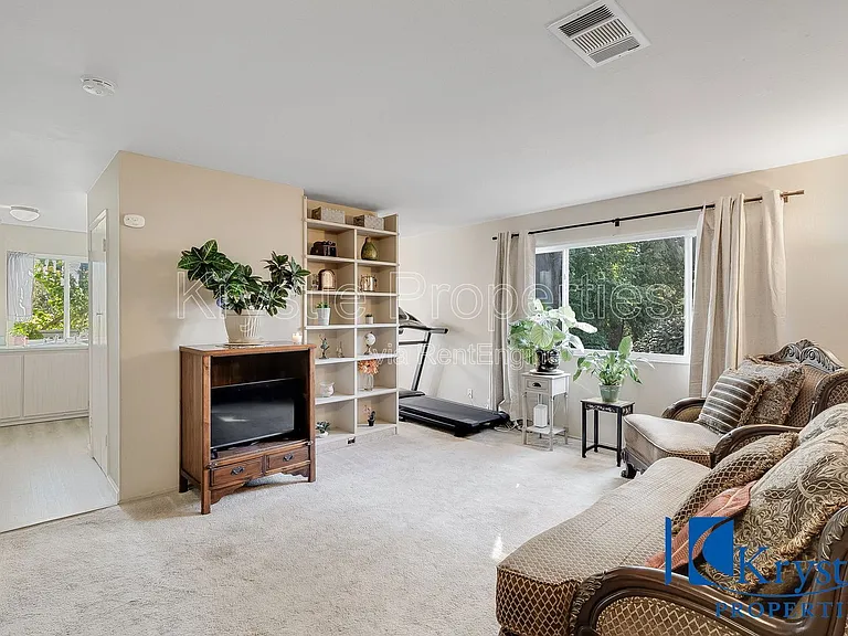 138 Warwick Dr #86 — Photo 13