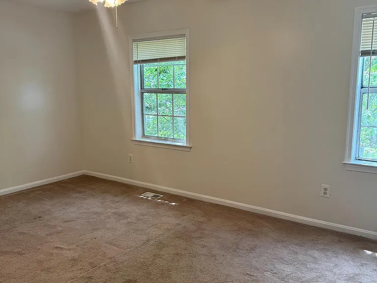 188 Crossbow Ln #243 — Photo 11