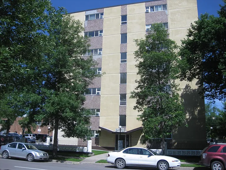 2249 Cornwall St — Photo 26