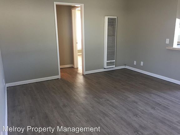 3rd image of 1156 Hornblend St APT 09