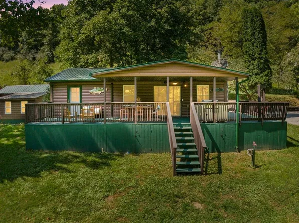 919 Bales Rd, Pearisburg, VA 24134