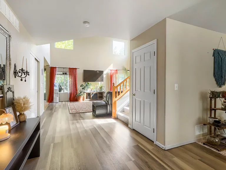 4333 Mount Lincoln St — Photo 5