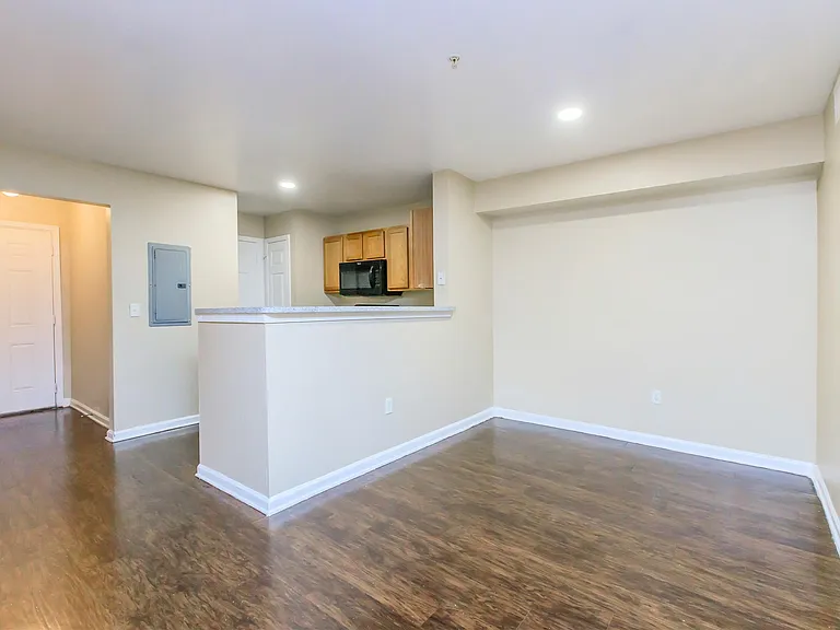 Spring Oaks Apartments — Photo 5