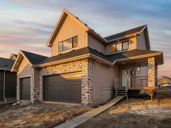 8 Darby Cres, Spruce Grove, AB T7X 0W9