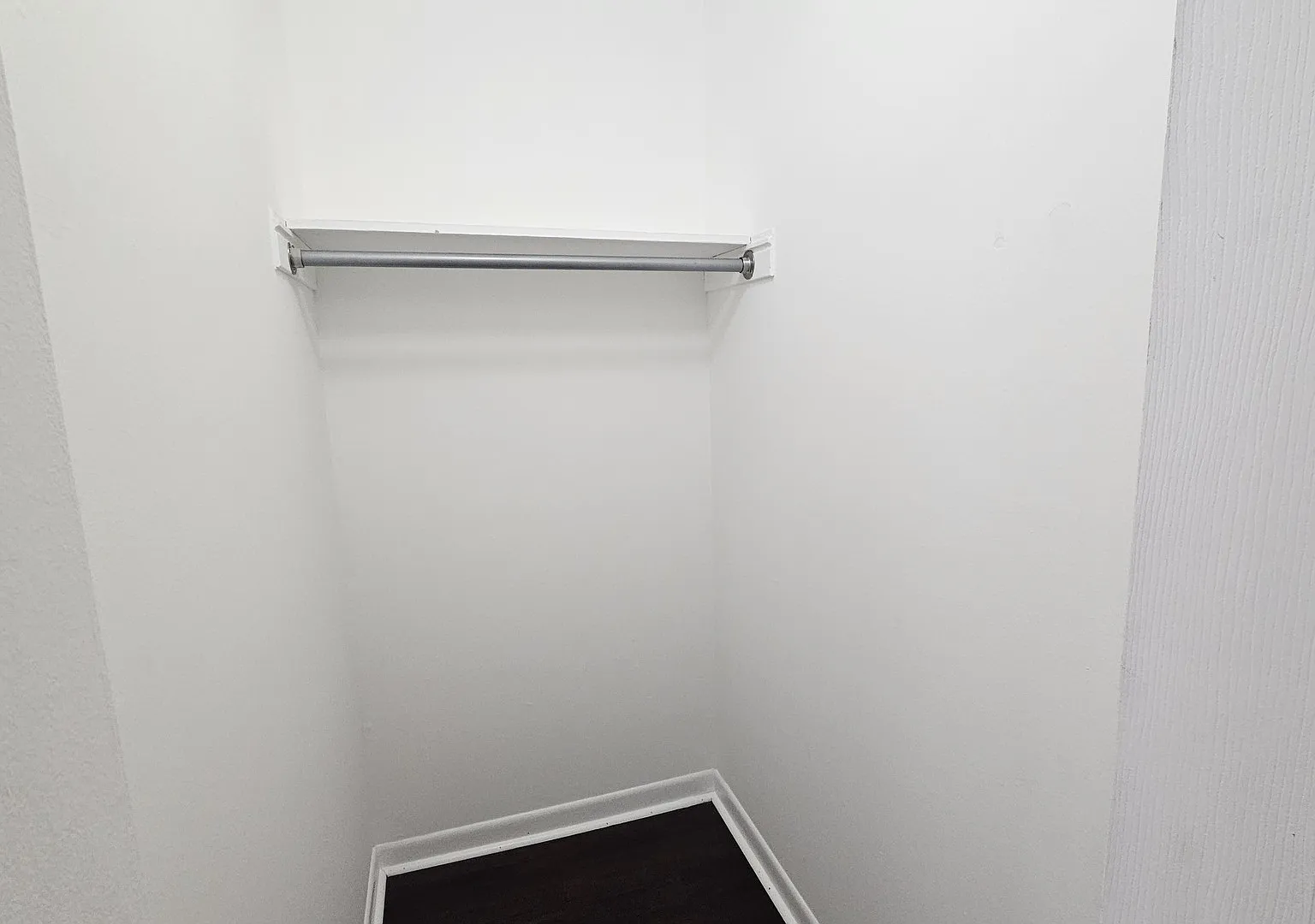 1 bed, $2,400 — Photo 2