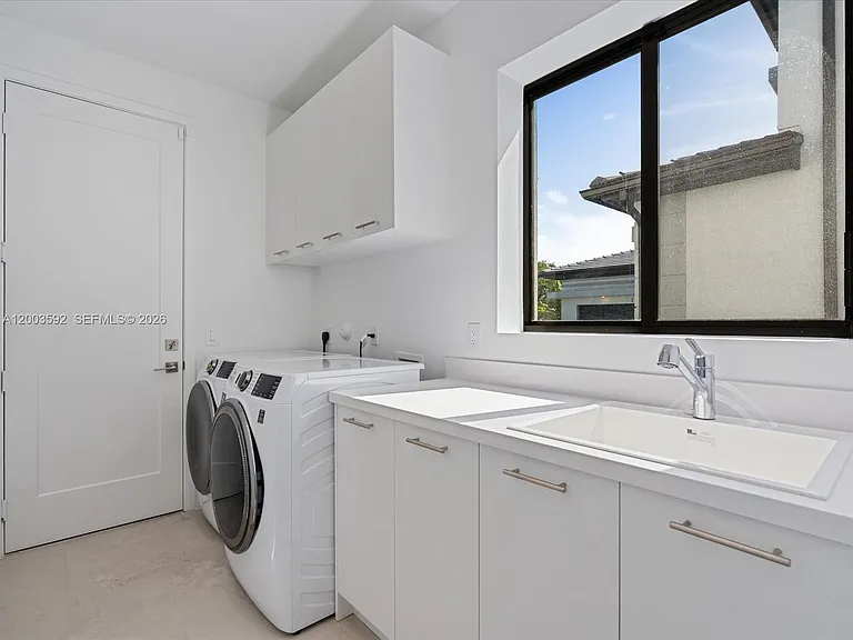 19602 NE 14th Ct — Photo 54
