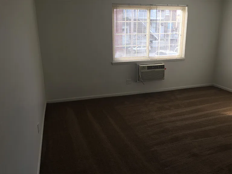 114 North Apartments — Photo 11
