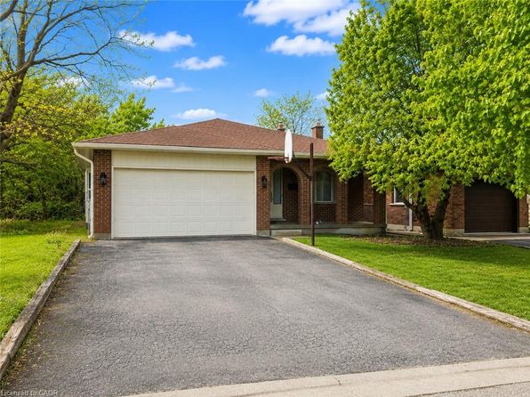 67 Durham St, Kitchener, ON N2P 1G5