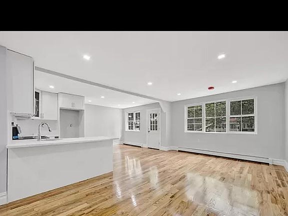 5th image of 1274 E 56th St