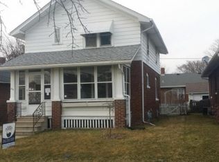 808 74th St, Kenosha, WI 53143