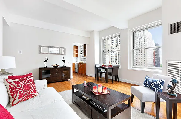 Rented by Compass | media 10