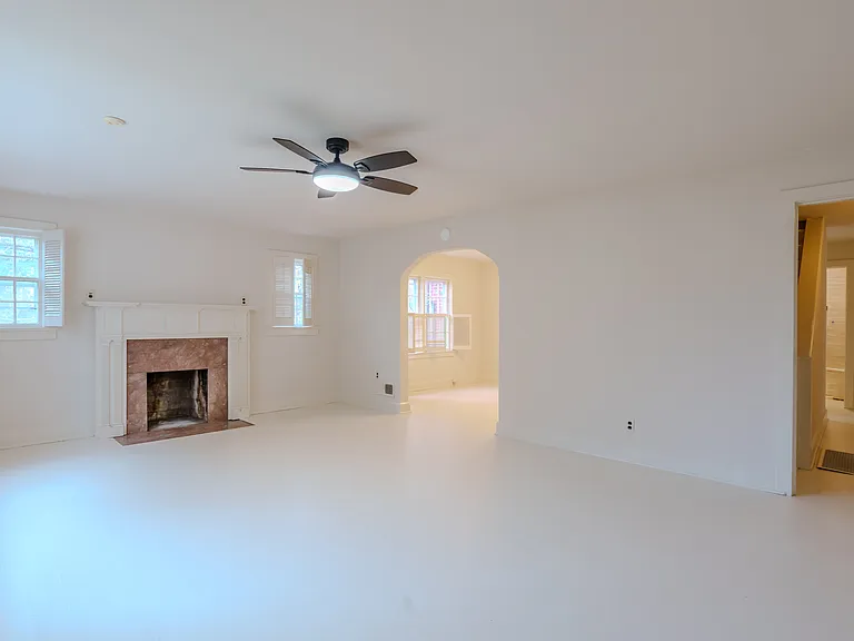 825 Cumberland St — Photo 14