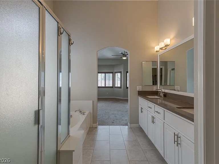 4029 Genoa Dr — Photo 38