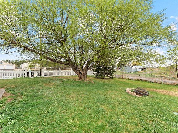 3rd image of 508 Silver Beach Dr