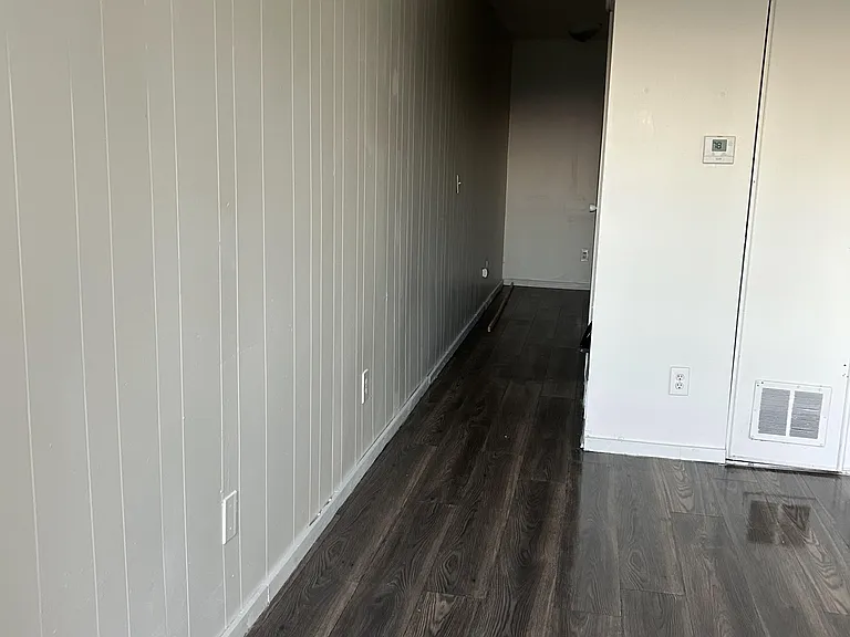 4104 Main St #1 — Photo 5