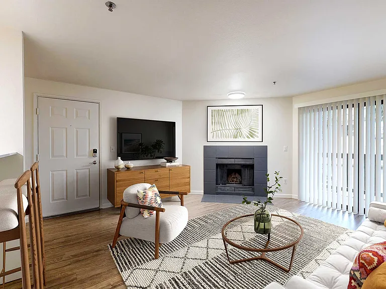 Crown Pointe — Photo 27