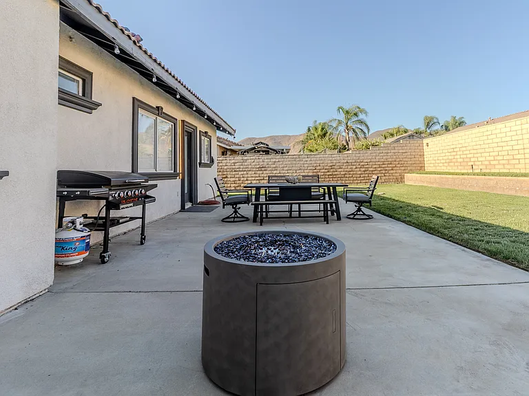 4302 Shetland Ln — Photo 37