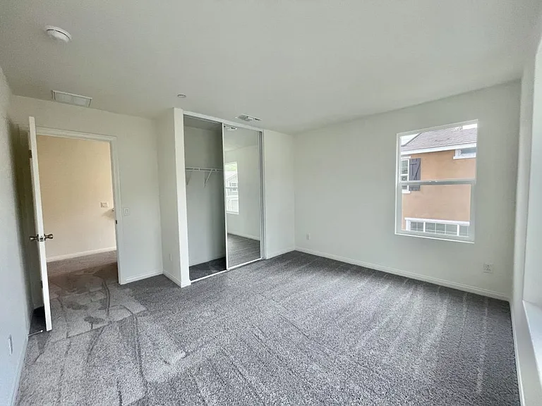 21151 Packing House Ct — Photo 2