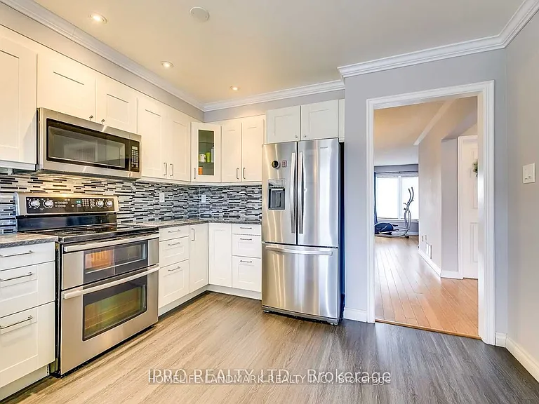 1109 Lindsay Dr — Photo 8