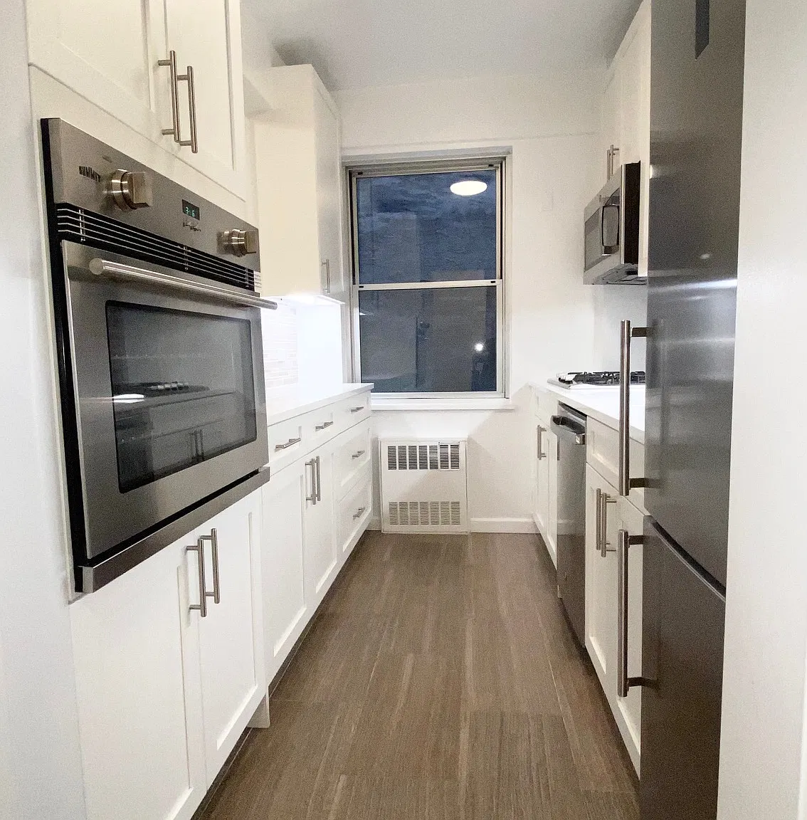 7 Lexington Avenue — Photo 3