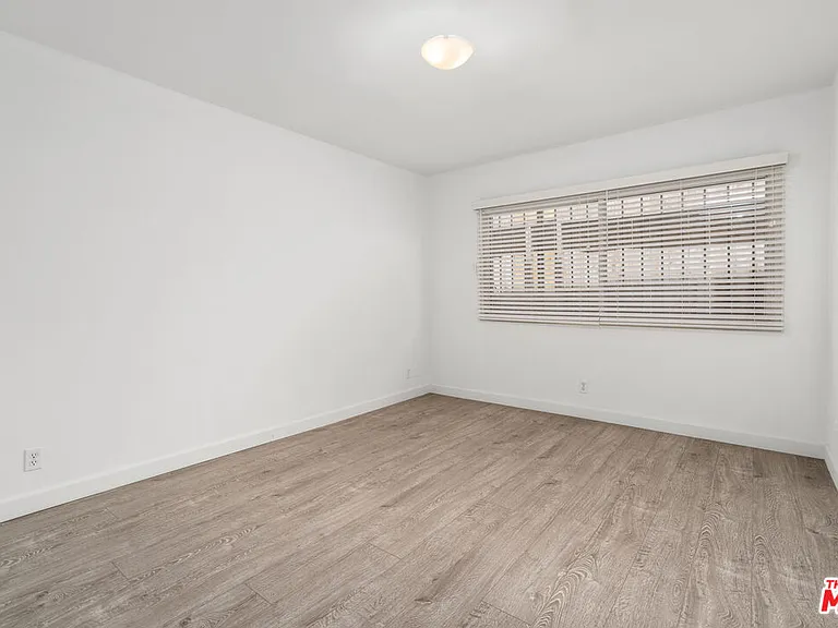 7712 Paseo Del Rey #4 — Photo 11