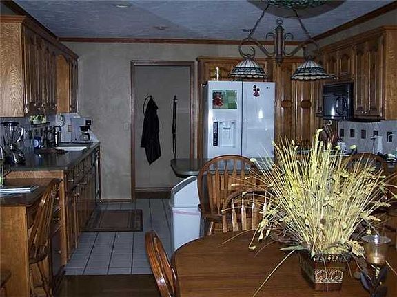 5th image of 1005 W Washington Cir