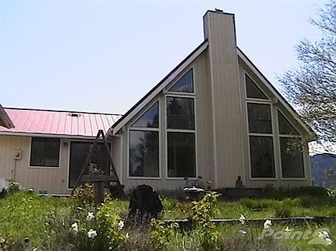 11 Campbell Road N side view