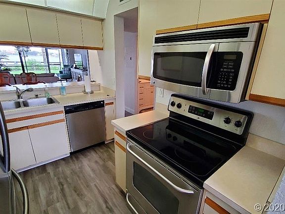 5th image of 448 Bouchelle Dr APT 101