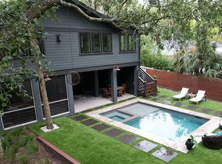 219 Forest Trl, Isle Of Palms, SC 29451