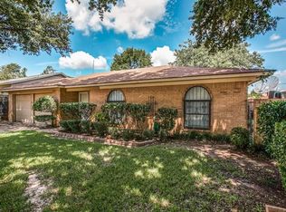 6817 Franwood Ter, Fort Worth, TX 76112