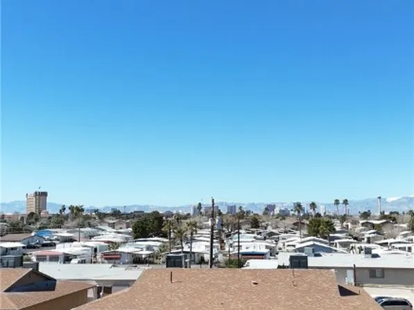 2829 Wheelwright Dr, Las Vegas, NV 89121