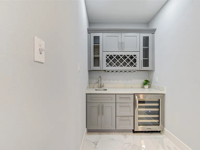 10021 Alfred Ln #B — Photo 18