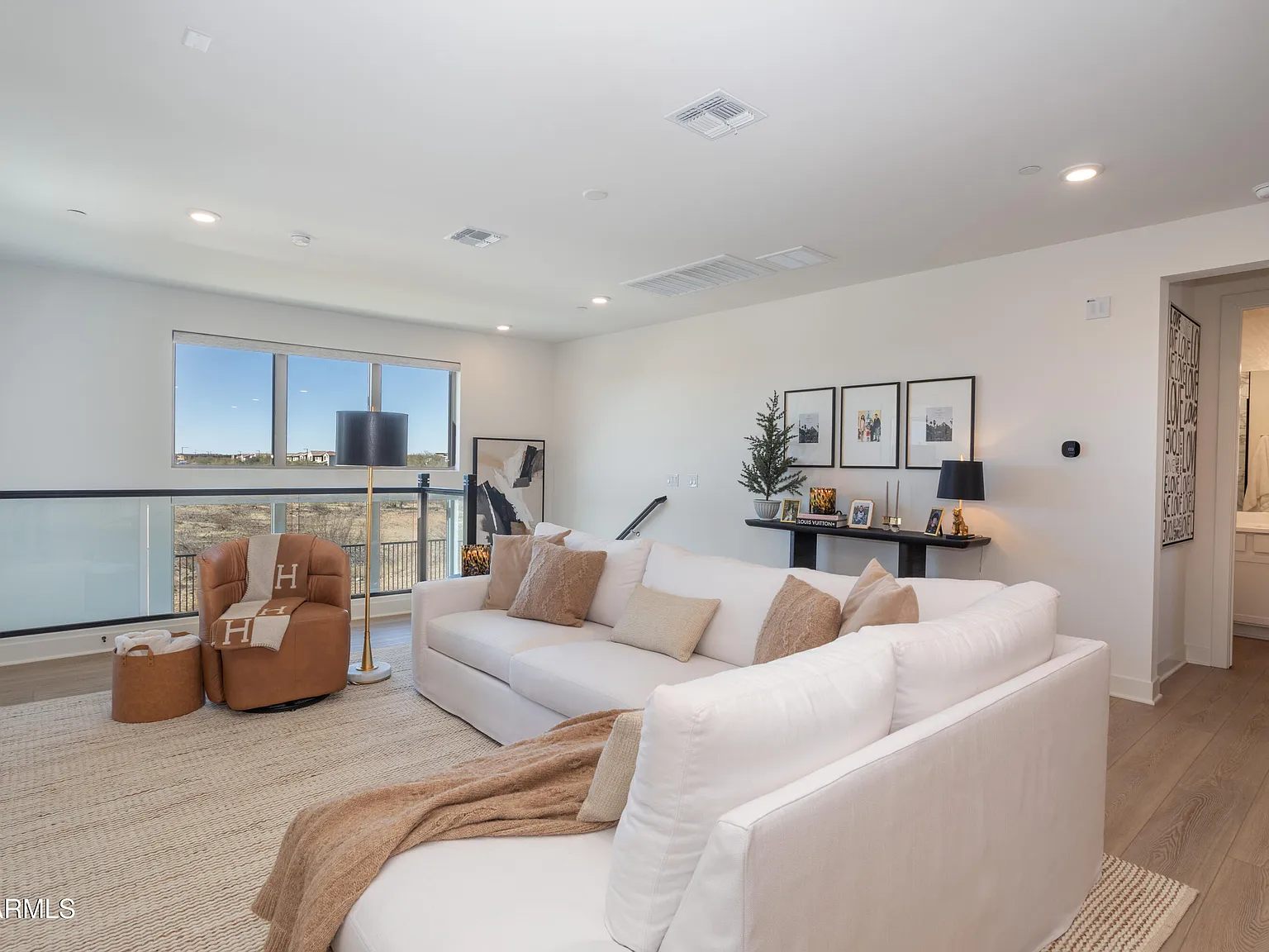 2 bed, 2.0 bath, 1500 sqft, $2,850 — Photo 1
