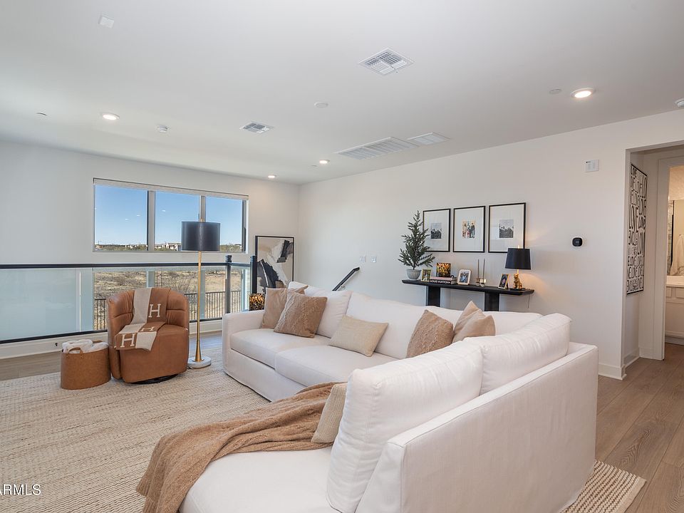 1st image of 2121 W Sonoran Desert Dr Unit 8
