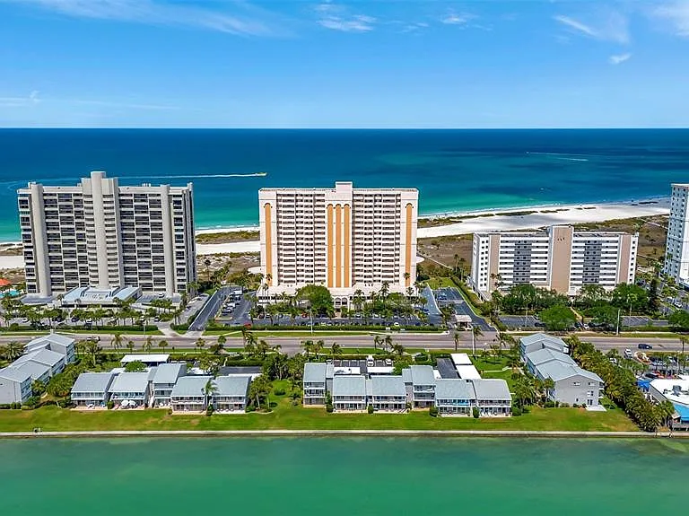1270 Gulf Blvd #1003 — Photo 2