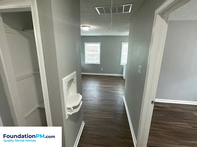 1409 Semmes St — Photo 9
