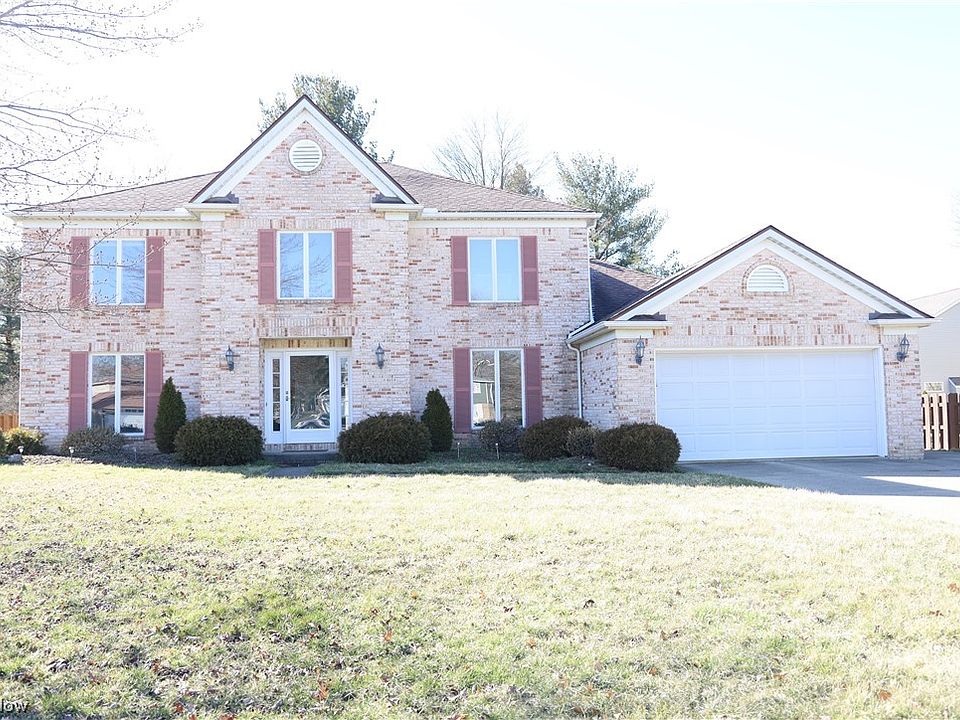 1st image of 16714 Parkwood Ln