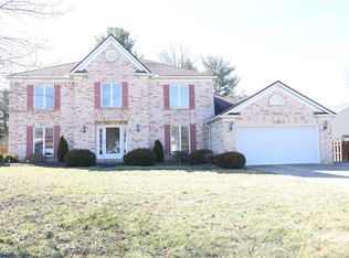 16714 Parkwood Ln, Strongsville, OH