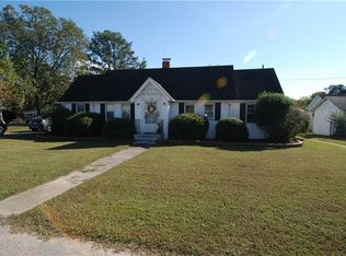 102 Lumar Rd #B, Smithfield, VA 23430