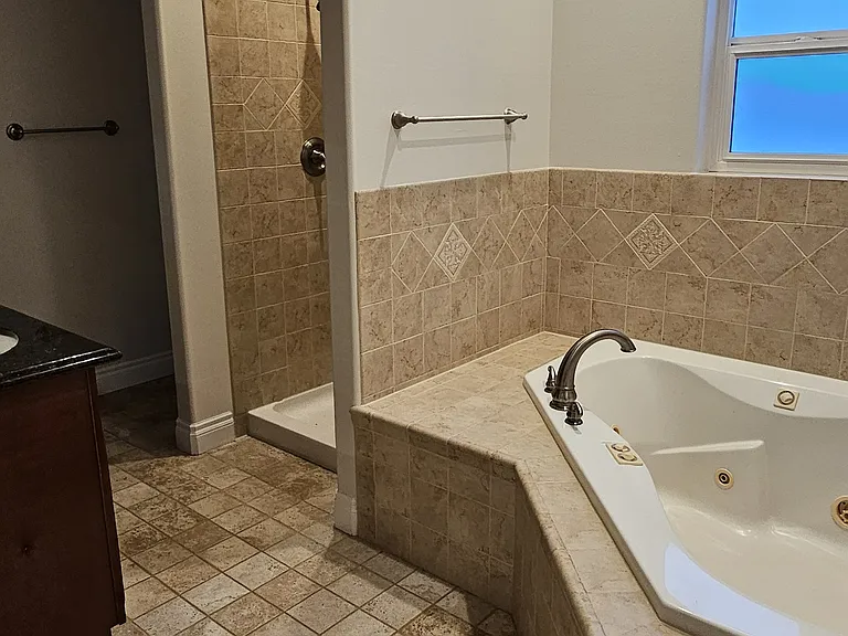 1480 S Kittiwake St — Photo 10