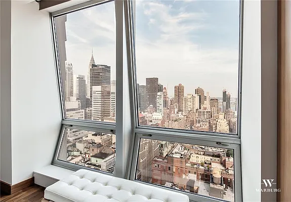 Sold by Warburg | media 3