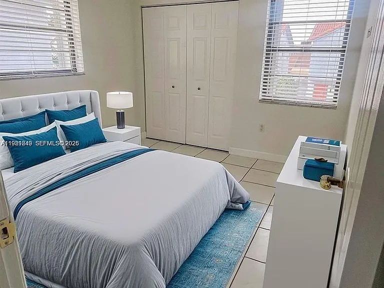 5249 W 24th Ct #5249 — Photo 7