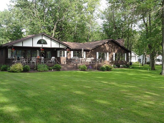 5th image of 6010 Elm Park Dr