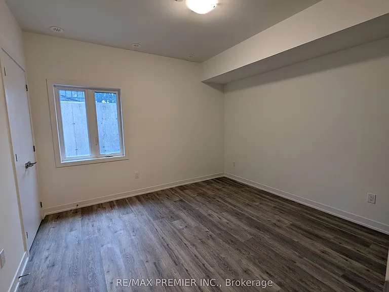 9 Steckley House Ln #513 — Photo 17